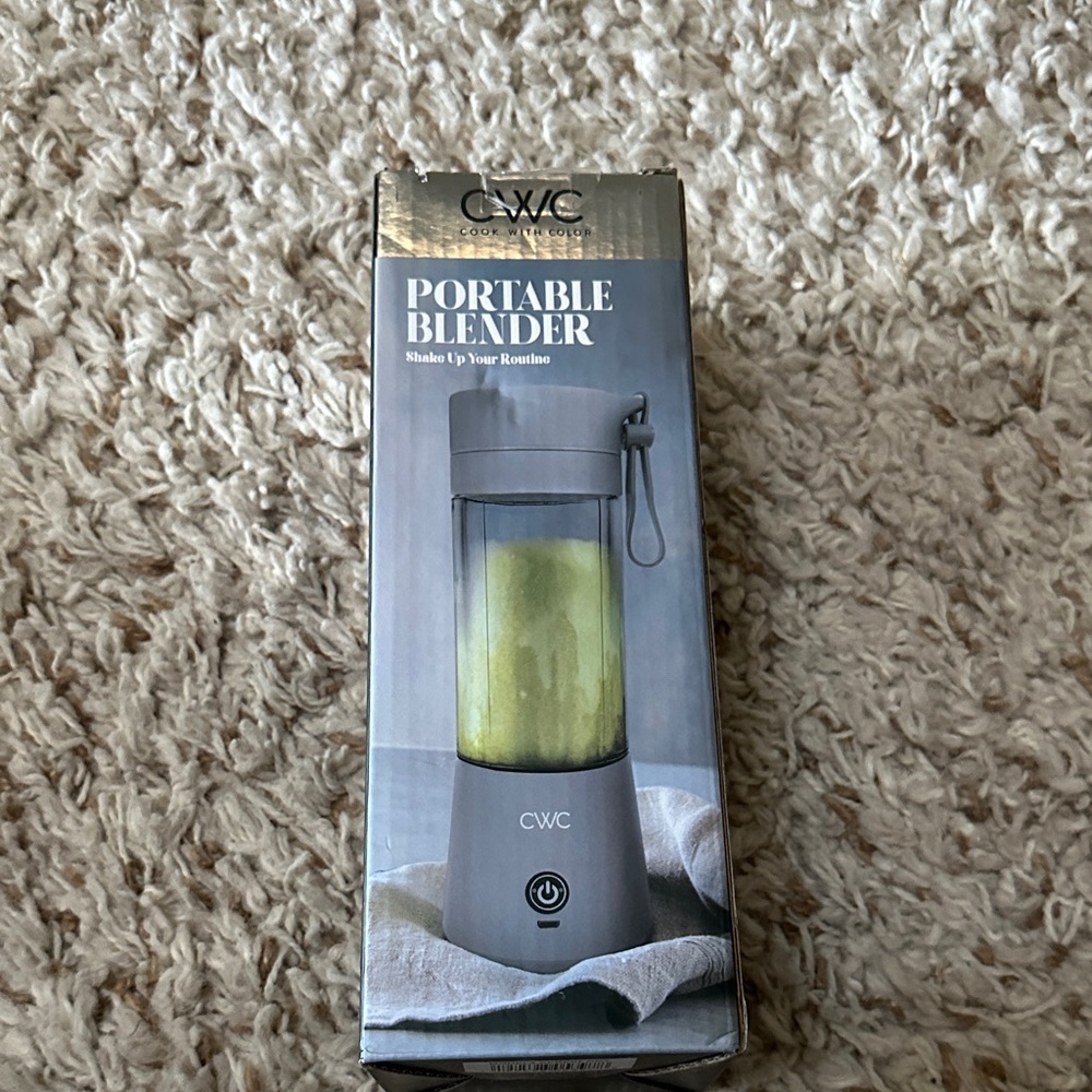 CWC Portable Blender - Gray - Picture 3 of 5
